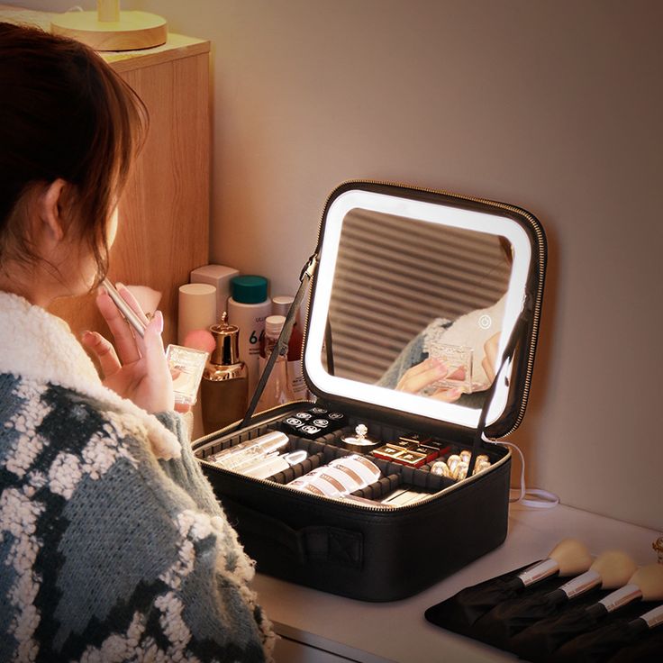 LumiCase Pro! Nuestra cosmetiquera mas desada.